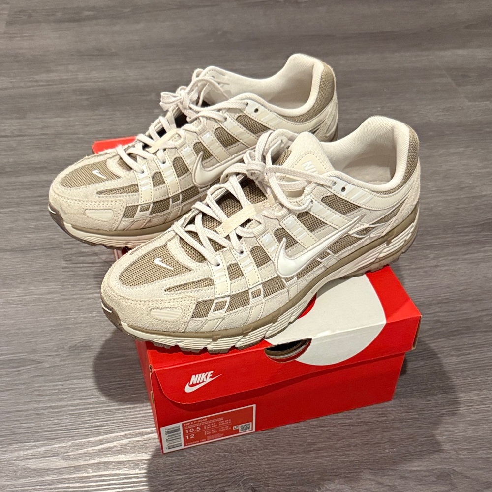 Nike p6000 Men's Sneakers in Beige and White